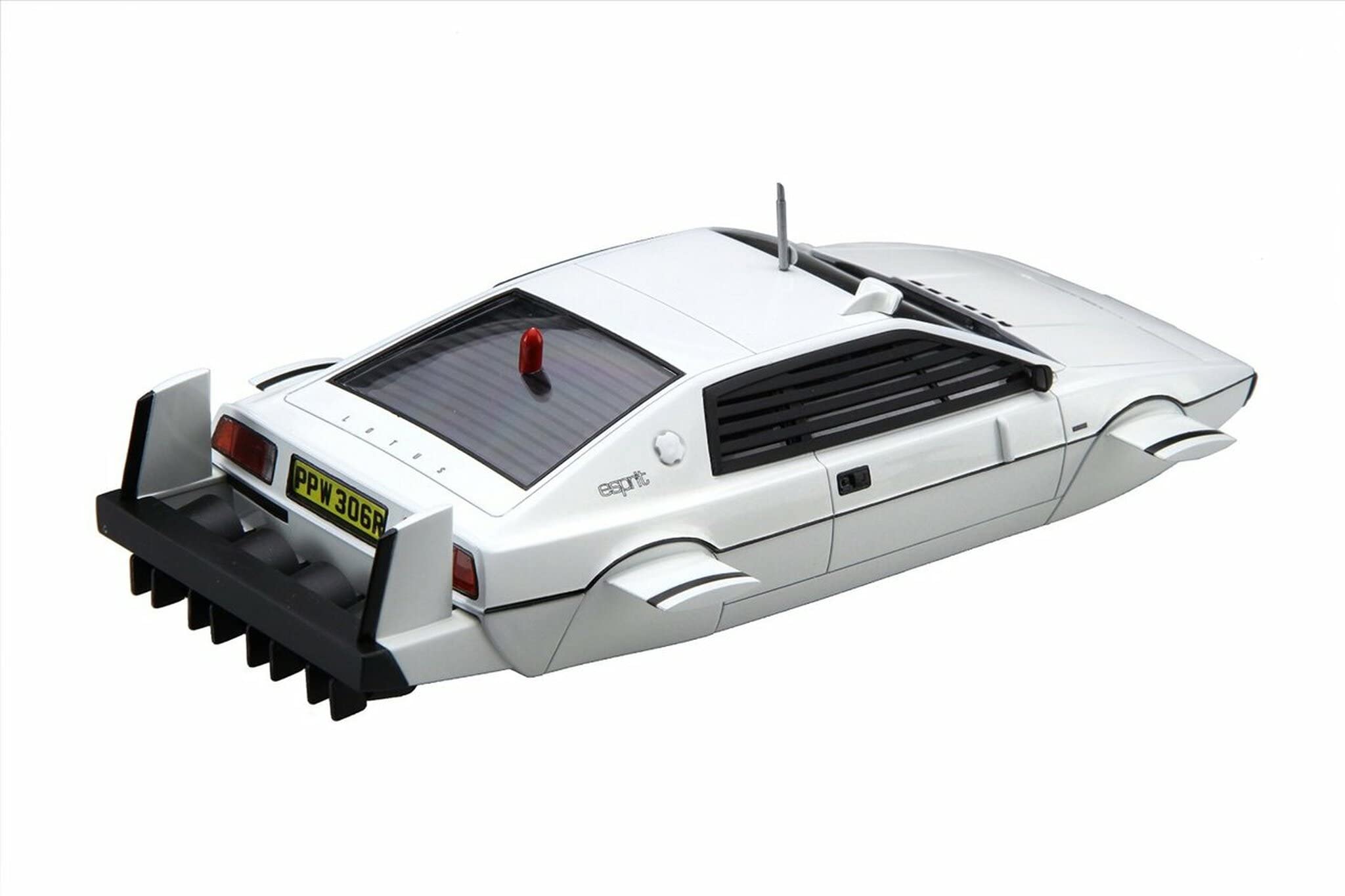 Amazon.com: Fujimi Lotus - The Spy Who Loved Me - 007 Submarine